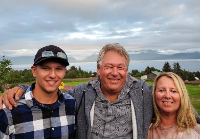 Jaden-Jeff-and-Deb-Coulee-Region-Docks-Family